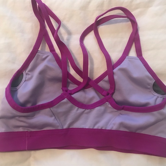 Nike sports bra - Picture 2 of 3